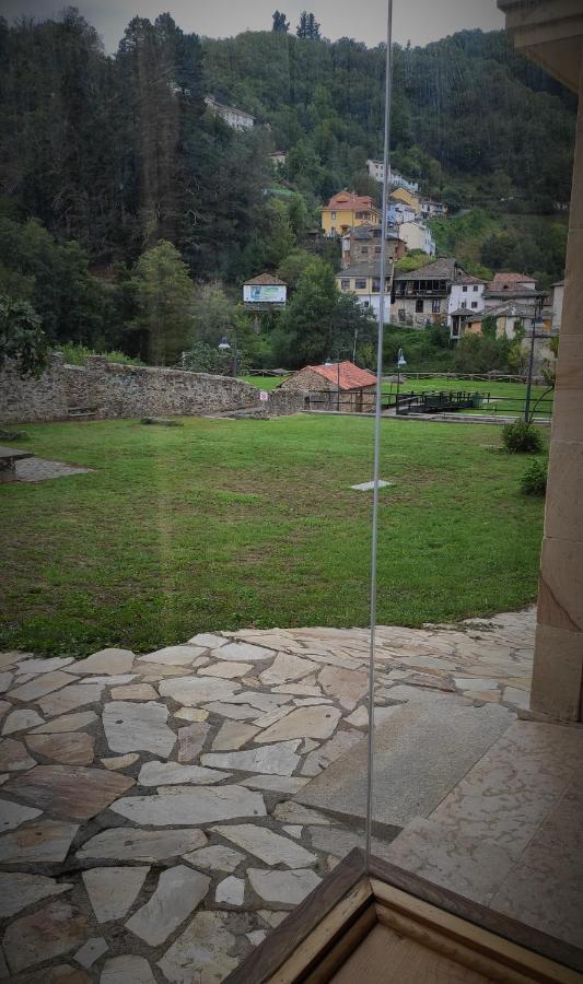 Prao Del Molin Apartment Cangas De Narcea Exterior photo